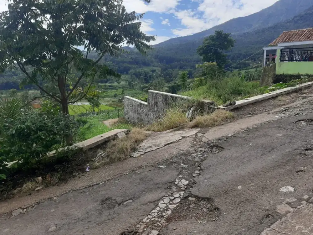 Tanah kebun SHM cocok untuk villa dekat wisata  view kota