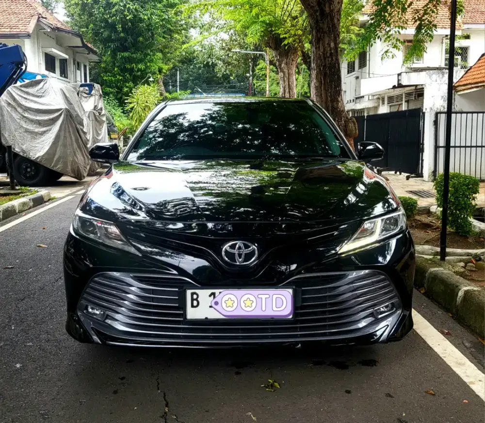 Toyota Camry 2.5V Sunroof 2020