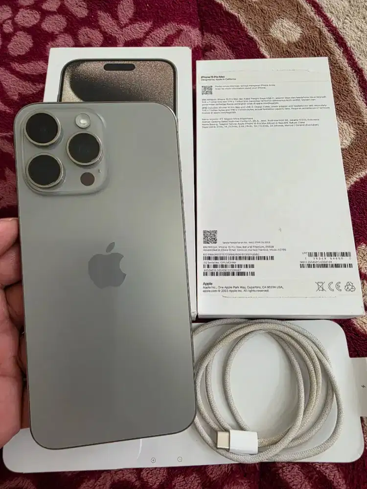iphone 15 pro max 256gb,battry health 90% resmi iBox,fulset ori