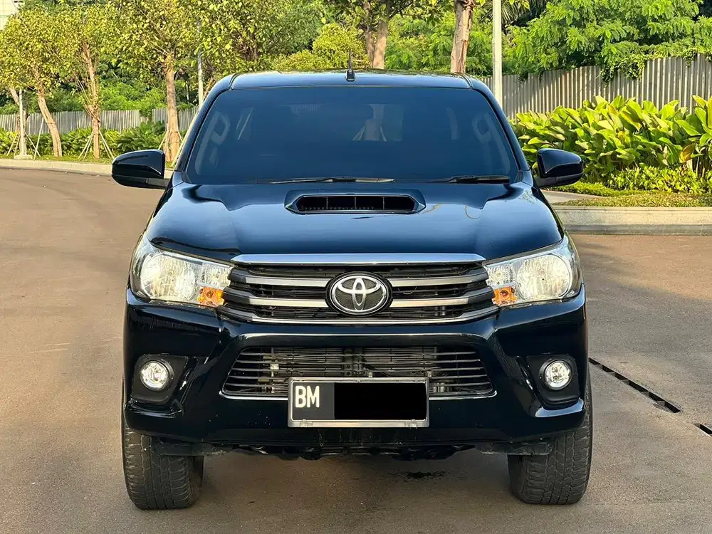 TOYOTA HILUX 2.5 E VNT M/T DOUBLE CABIN 4x4 2015/2016 G