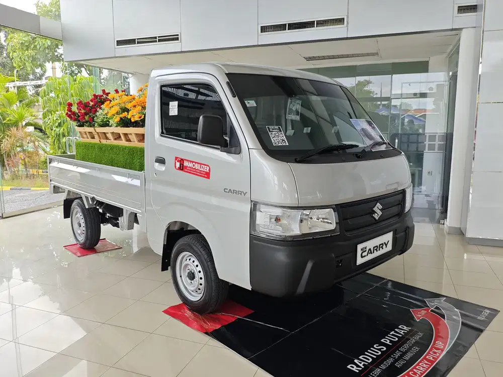 Suzuki Carry 2024 Bensin
