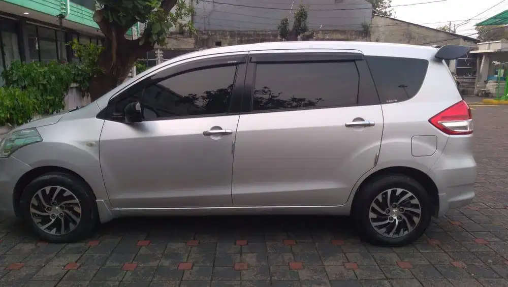 ERTIGA GL AT 2017