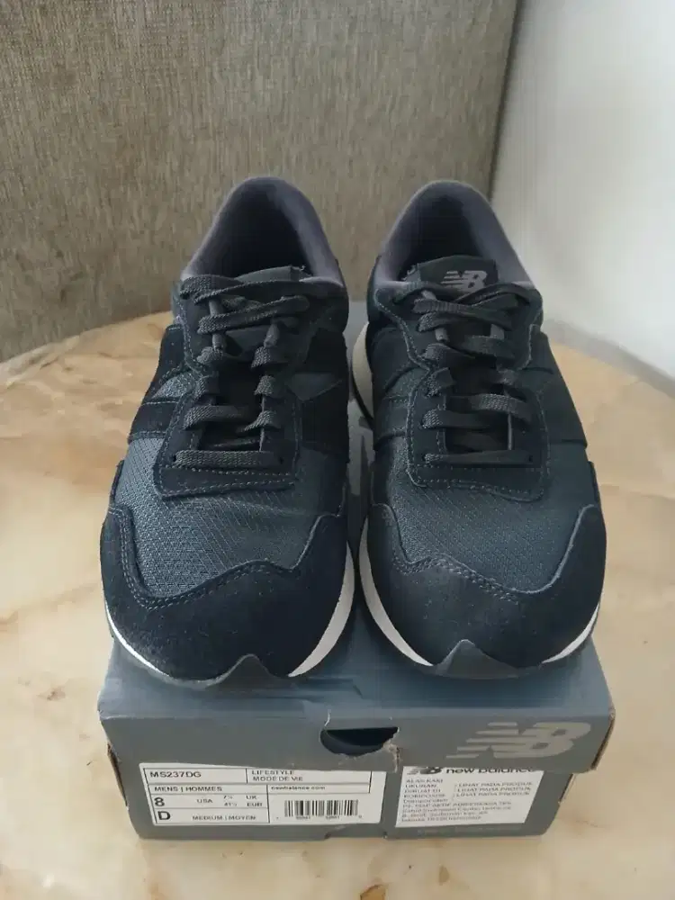 Sepatu New Balance 237 Original