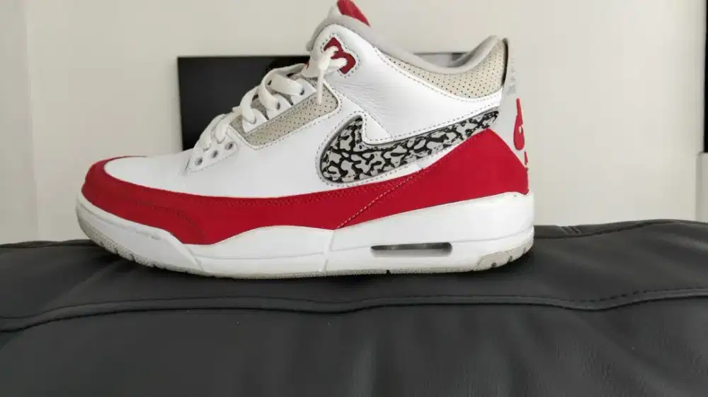 Jordan 3 tinker hatfield size 44