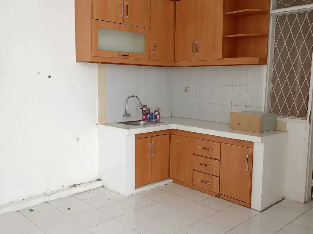 DISEWA RUMAH TAHUNAN HARGA MURAH FURNIS TAMPAK SIRING SENTUL CITY SSR244 A1 A2