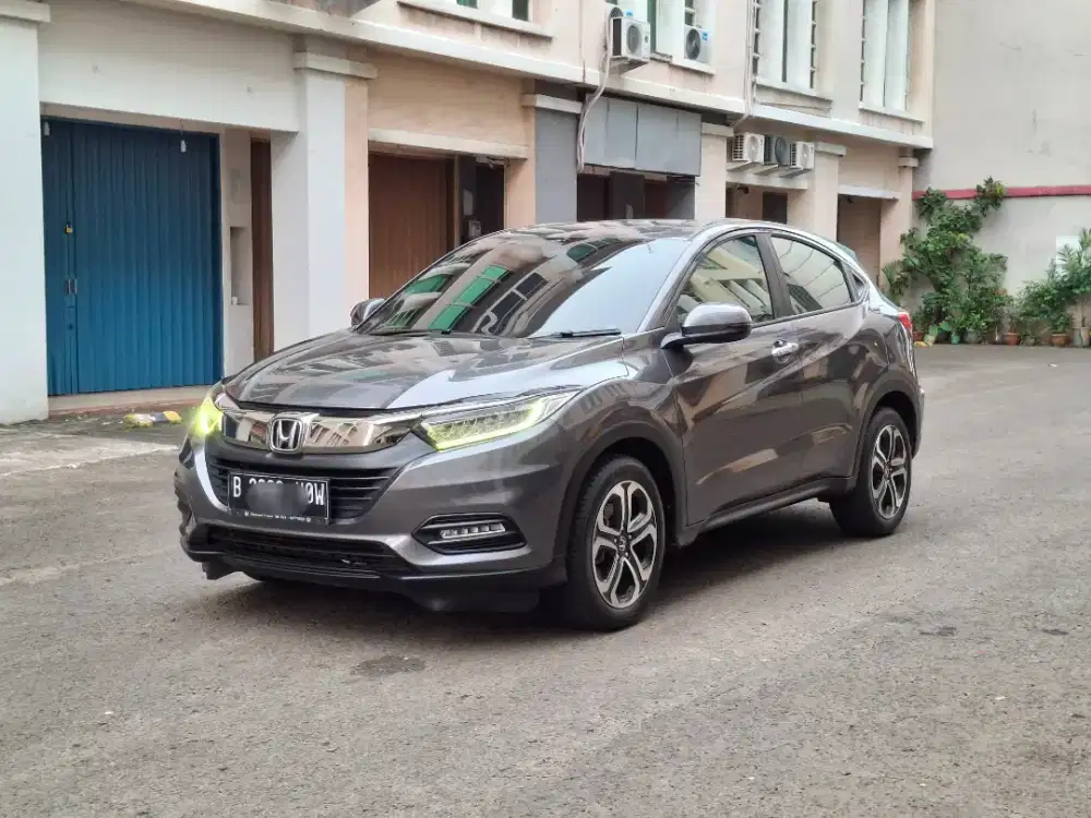 HONDA HRV SE facelift matic thn 2020/21istimewa