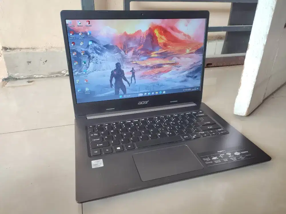 Acer like new core i3 ram 8gb ssd 256gb siap pakai nominus