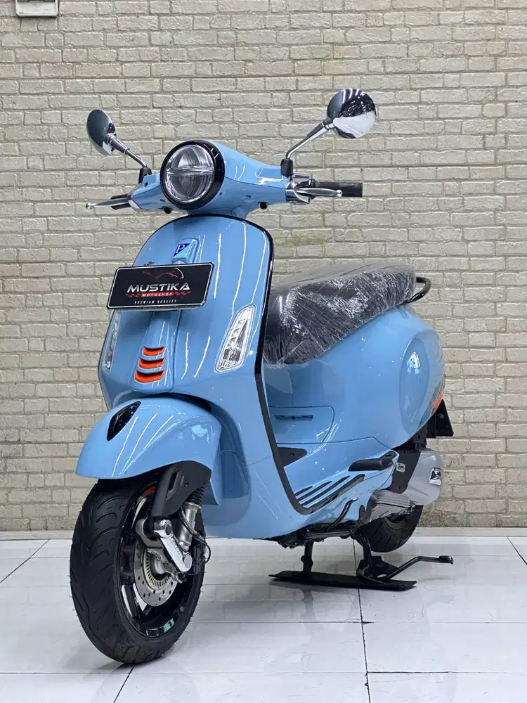 Vespa Primavera Color Vibe