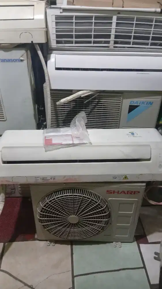 MENERIMA JUAL BELI AC BEKAS SATUAN/BORONGAN