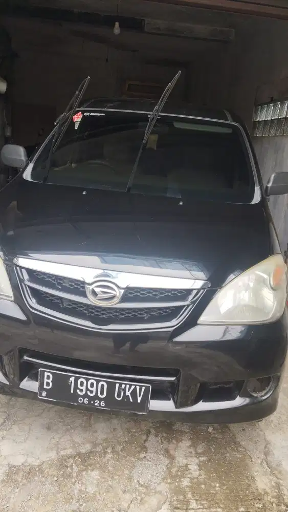 Daihatsu Xenia 2011 Bensin