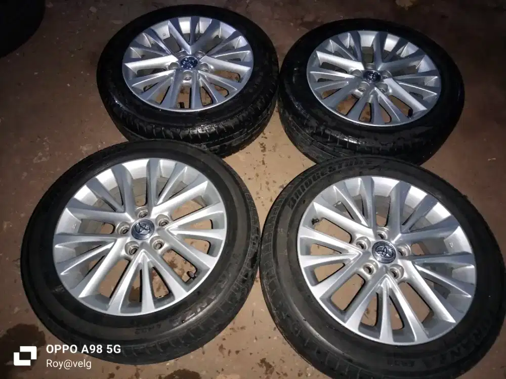 Velg camry Hybrid