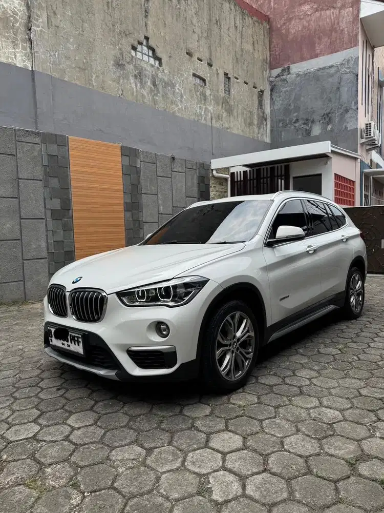 BMW X1 XLINE Panoramic Sunroof 2018