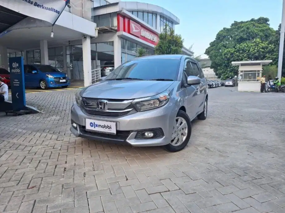 LOW DP Honda Mobilio 1.5 E Bensin-AT 2017 NRH
