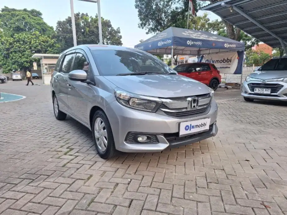LOW DP Honda Mobilio 1.5 E Bensin-AT 2017 NRH
