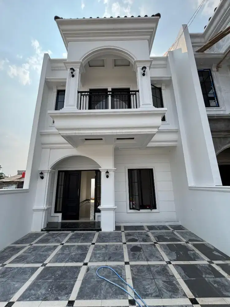 Rumah American classic siap huni