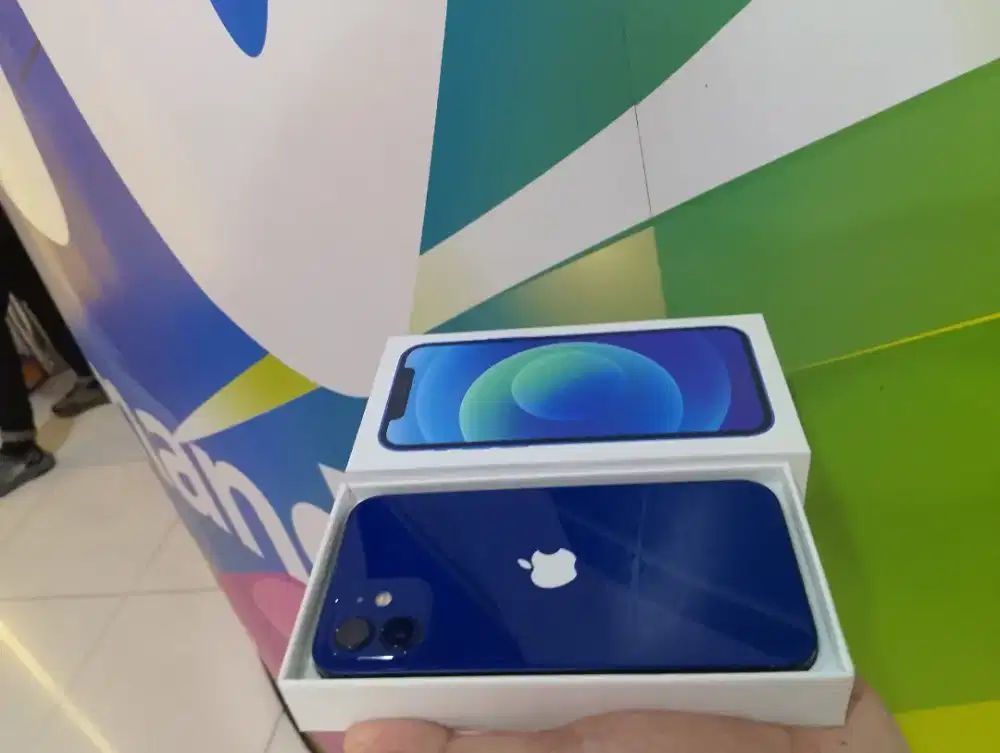 Iphone 12 128gb ex perempuan cantik