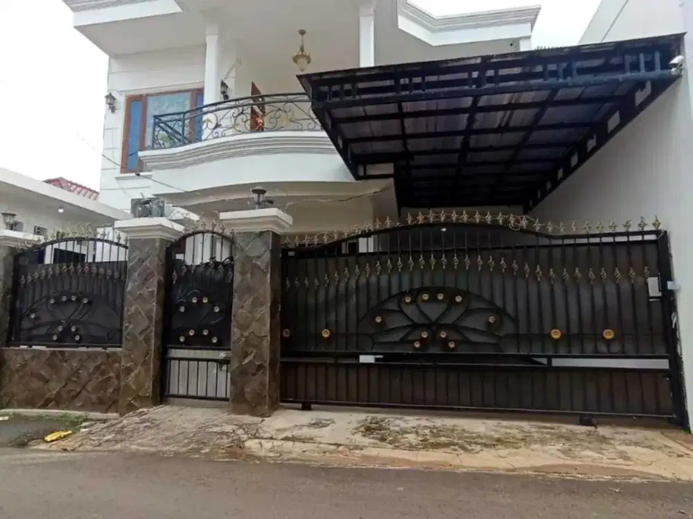 Di Jual Rumah luas murah di Ciracas Jakarta Timur