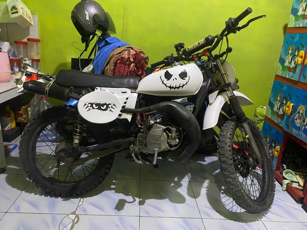 Suzuki trs semi trail
