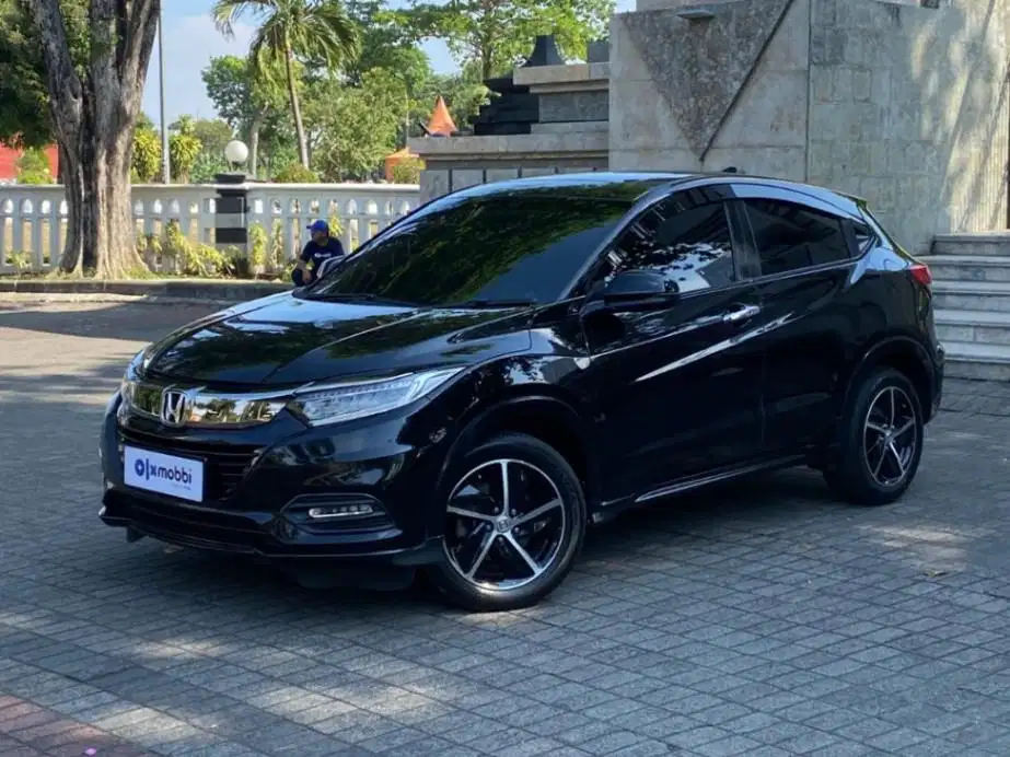 Pajak Panjang Honda HR-V 1.8 RS Bensin-AT 2019 Hitam LBI