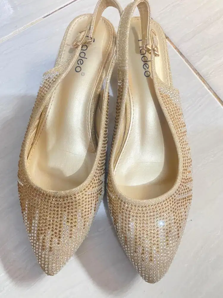 Sepatu wisuda/sepatu nikah/sepatu pesta