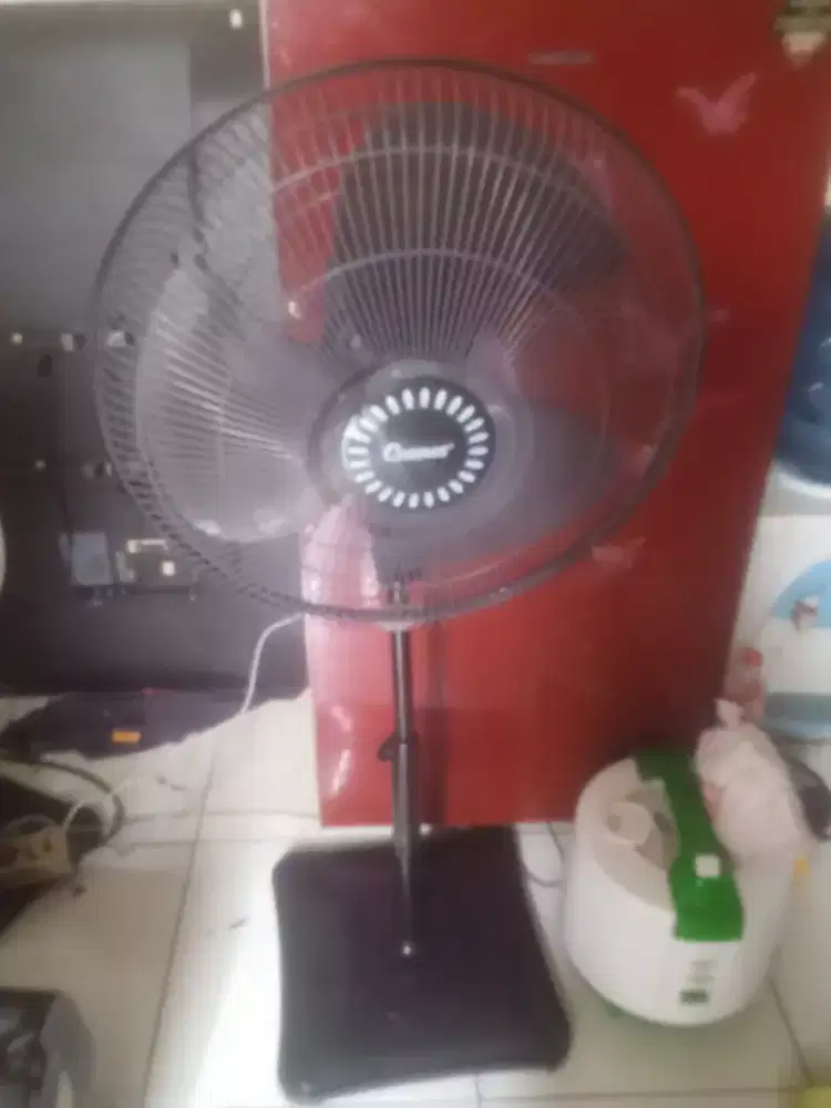 Kipas angin dinding 16 inch cosmos normal siap pakai nego tipis