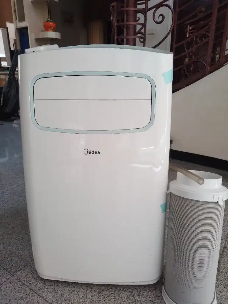 Midea MPF-12 CRN1 1.5 PK AC Portable