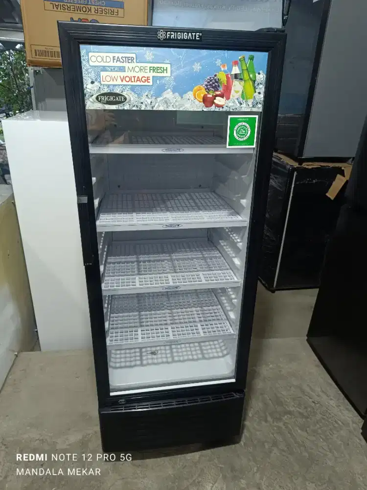 Frigigate show case 4 rak 210 liter like new
