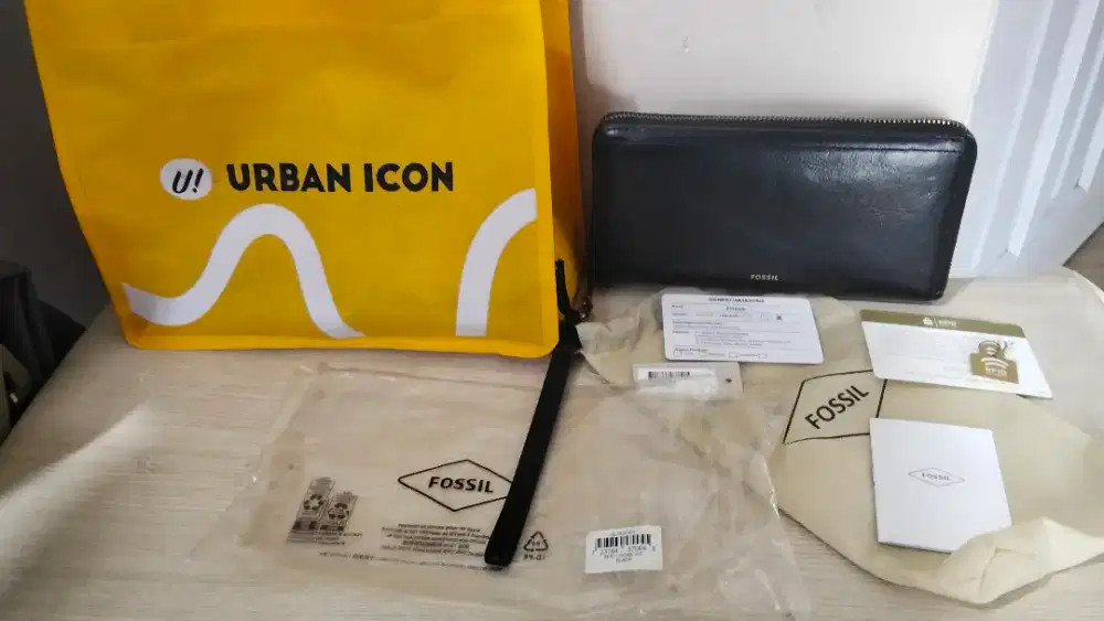 dompet Fossil preloved