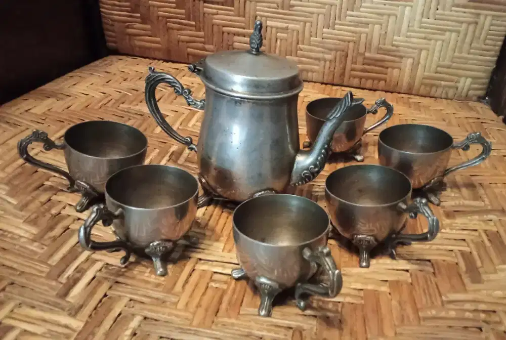 Set Teko Antik Ukir Dan Cangkir Jadul Vintage Original