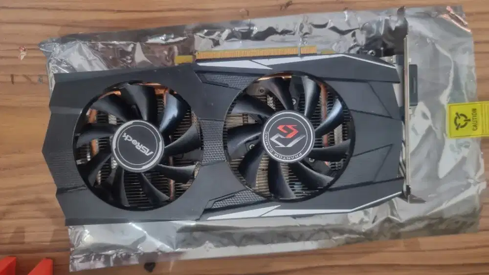 Vga Pci E ASROCK PHANTOM rx570 4G kondisi bekas normal