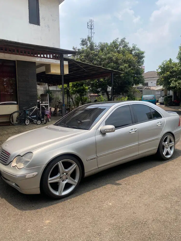 Mercedes-Benz C180 2001 Bensin