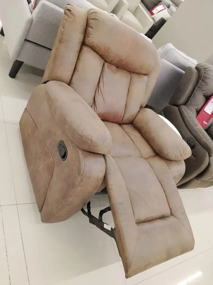 SOFA RECLAINER SELMA BISA GOYANG