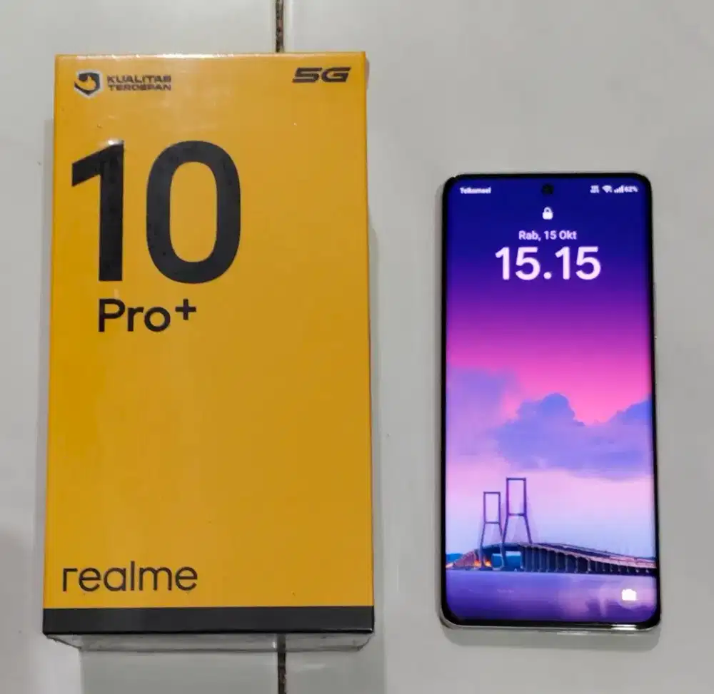 Realme 10 Pro plus + 5G sinyaL 24/256GB=12+12/256GB