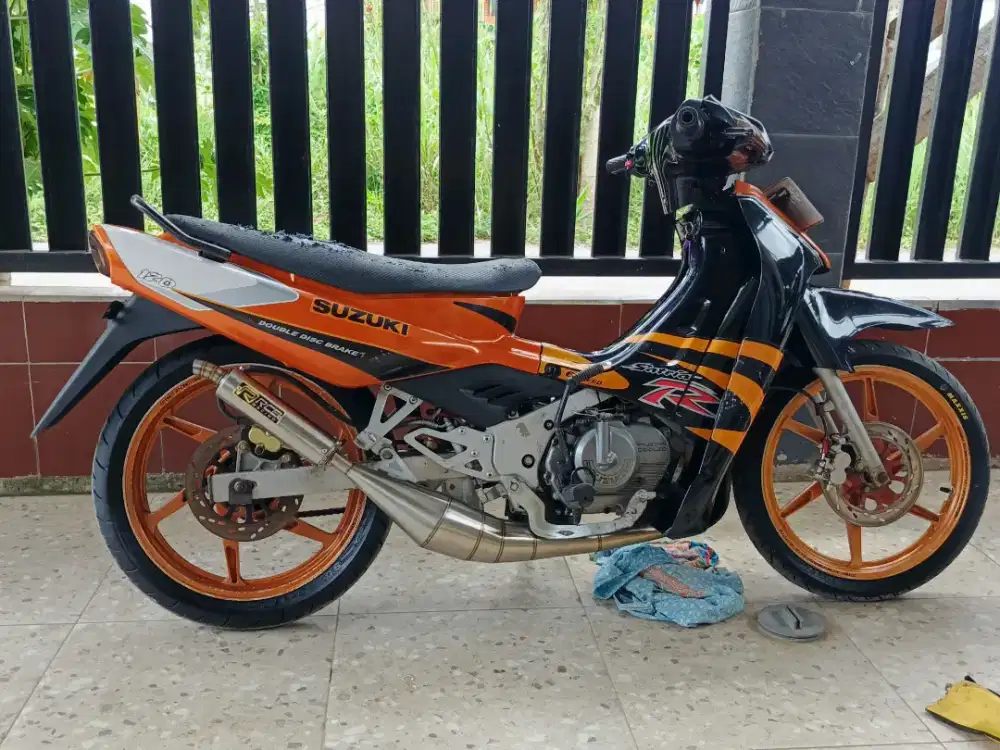 jual SATRIA LUMBA 2003 (6 speed)