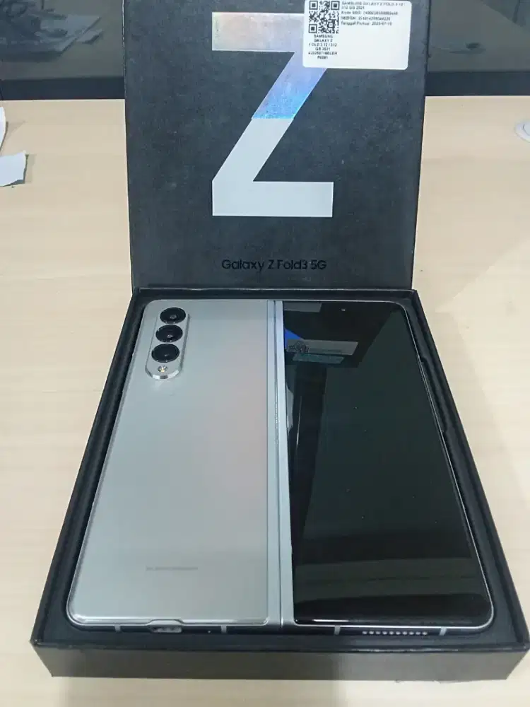 Samsung galaxy Z fold 3 12/512gb