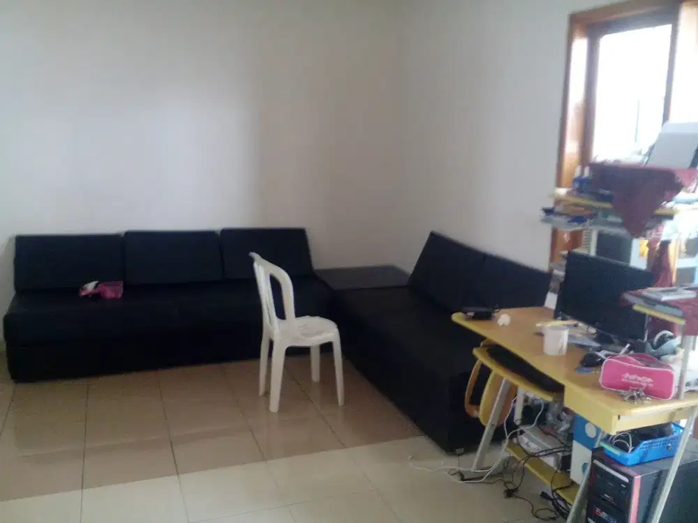 Dijual Rumah cocok untuk Home Industri Siap Huni Lokasi di Baladewa Pajajaran Bandung