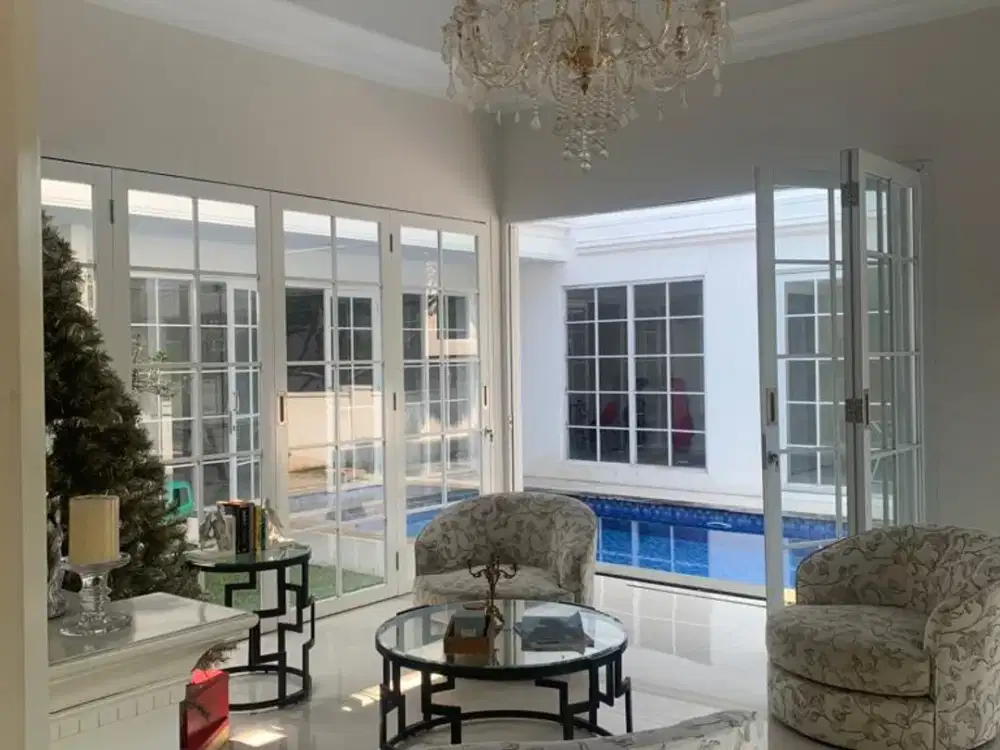 For Sale/Rent Rumah Luxury European Classic di Rambut Kasih KBP