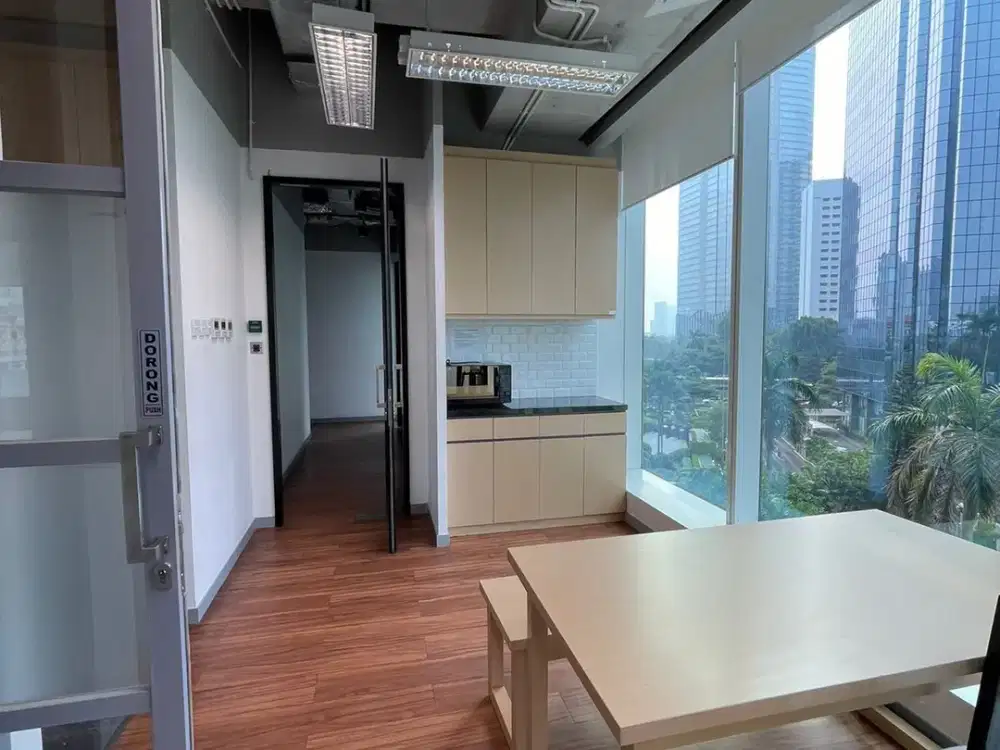 Sewa ruang kantor di Millenium Centennial Center, Sudirman,   Jakarta