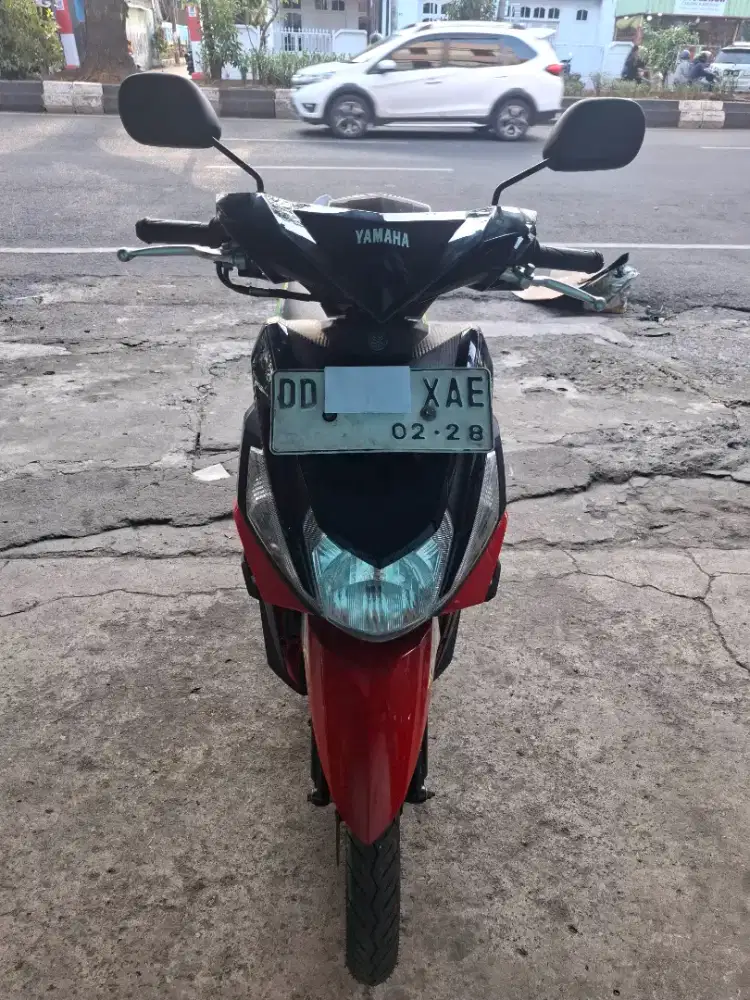 Yamaha mio 125cc 2023 merah hitam