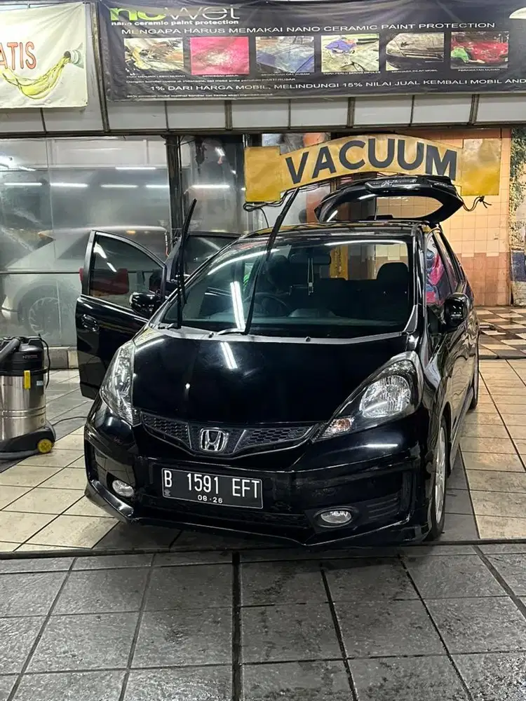 Honda Jazz RS 1.5 AT 2011