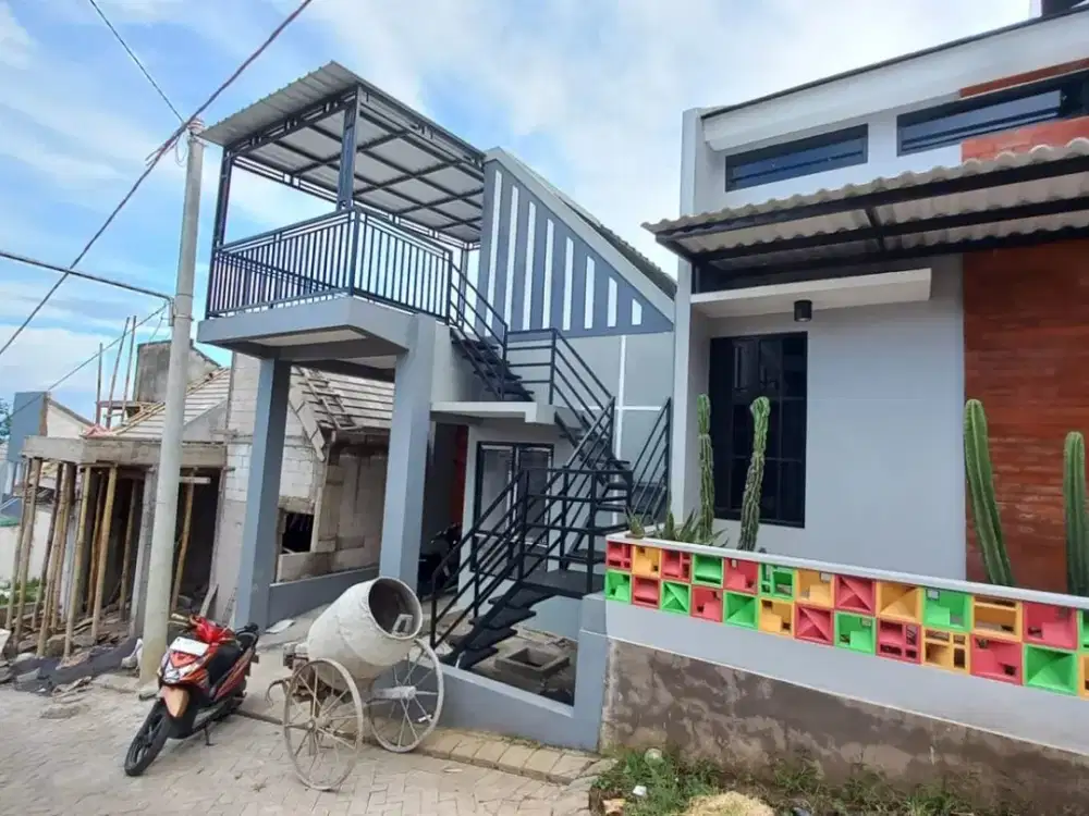 Rumah konsep mezzanine view pegunungan