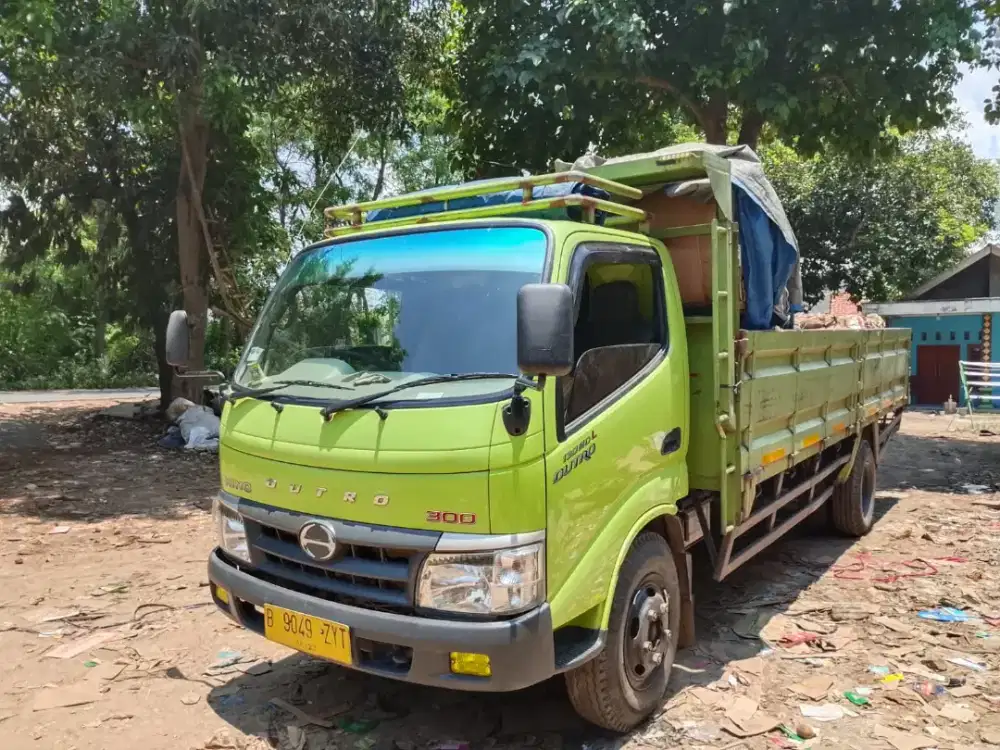 HINO DUTRO 300 - 130 MD L Euro4