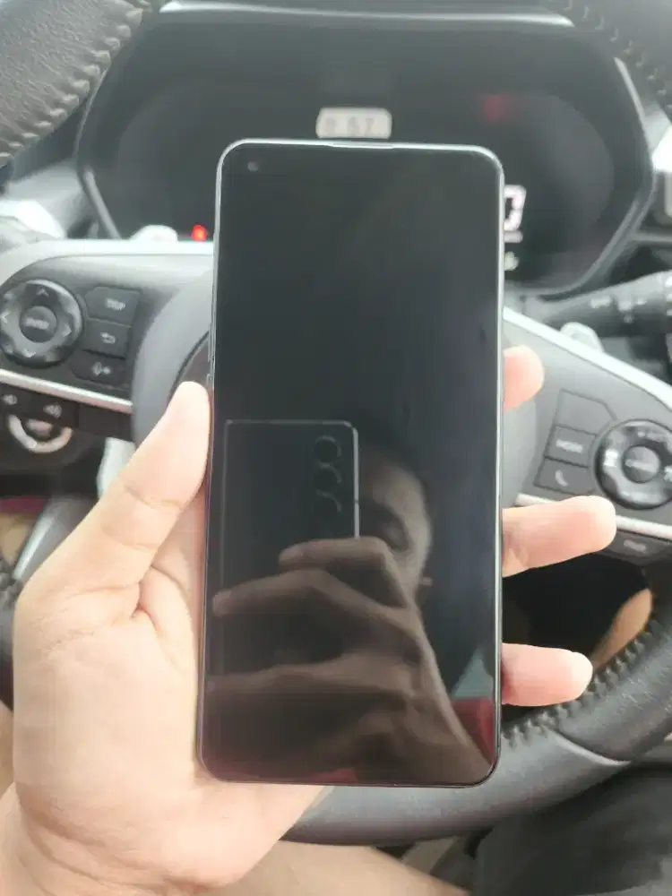 Oppo Reno 6 4G 8/128GB fullset mulus pemakaian resmi Oppo Indonesia
