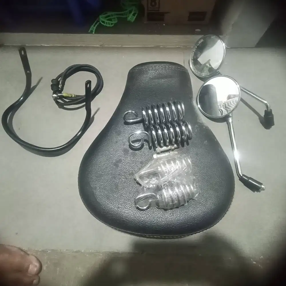 Jok depan, kabel rem, besi behl, per jok, spion,drpada tidak terpakai