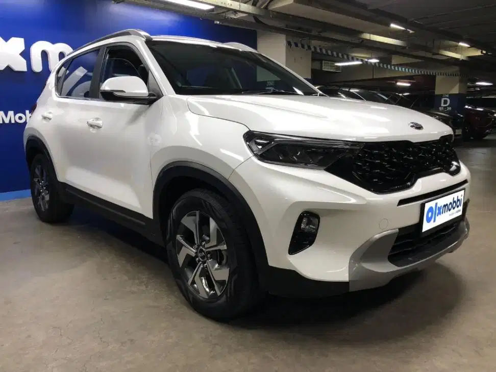 [OLXMOBBI] DP RENDAH Kia Sonet 1.5 Premiere 5 Seater-AT 2021 VTOMRI