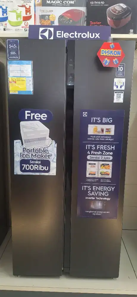 Side by side Electrolux