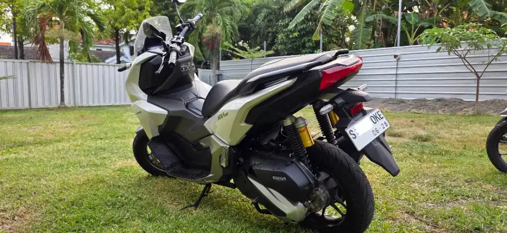 ADV 2033 CBS putih cool