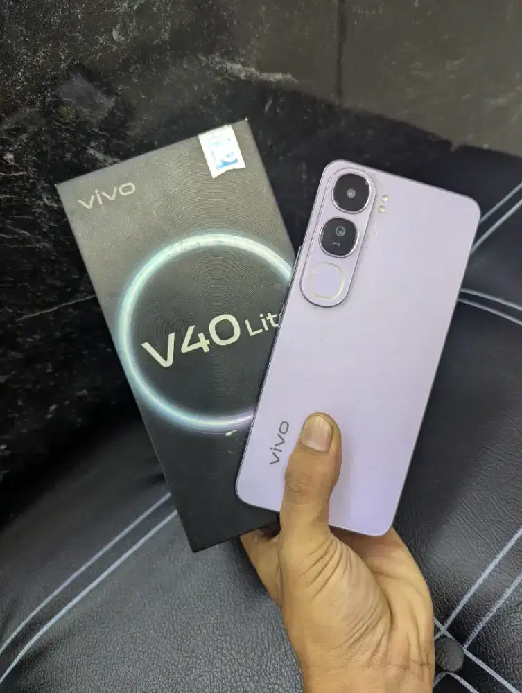 VIVO V40 LITE  8/128SIAP PAKAI NORMAL LENGKAP