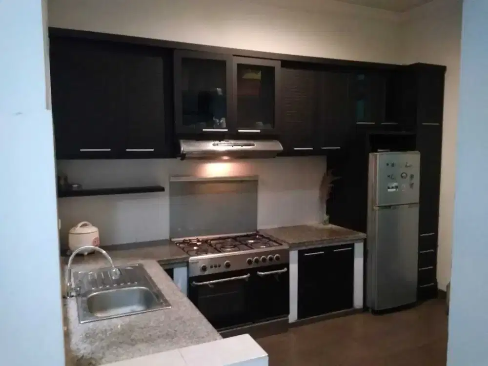 Rumah semifurnis 180m2 Citra Grand Cibubur Jatikarya S172
