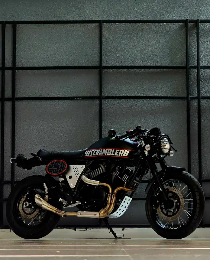 Scrambler SCR 250 V Abs (antik)